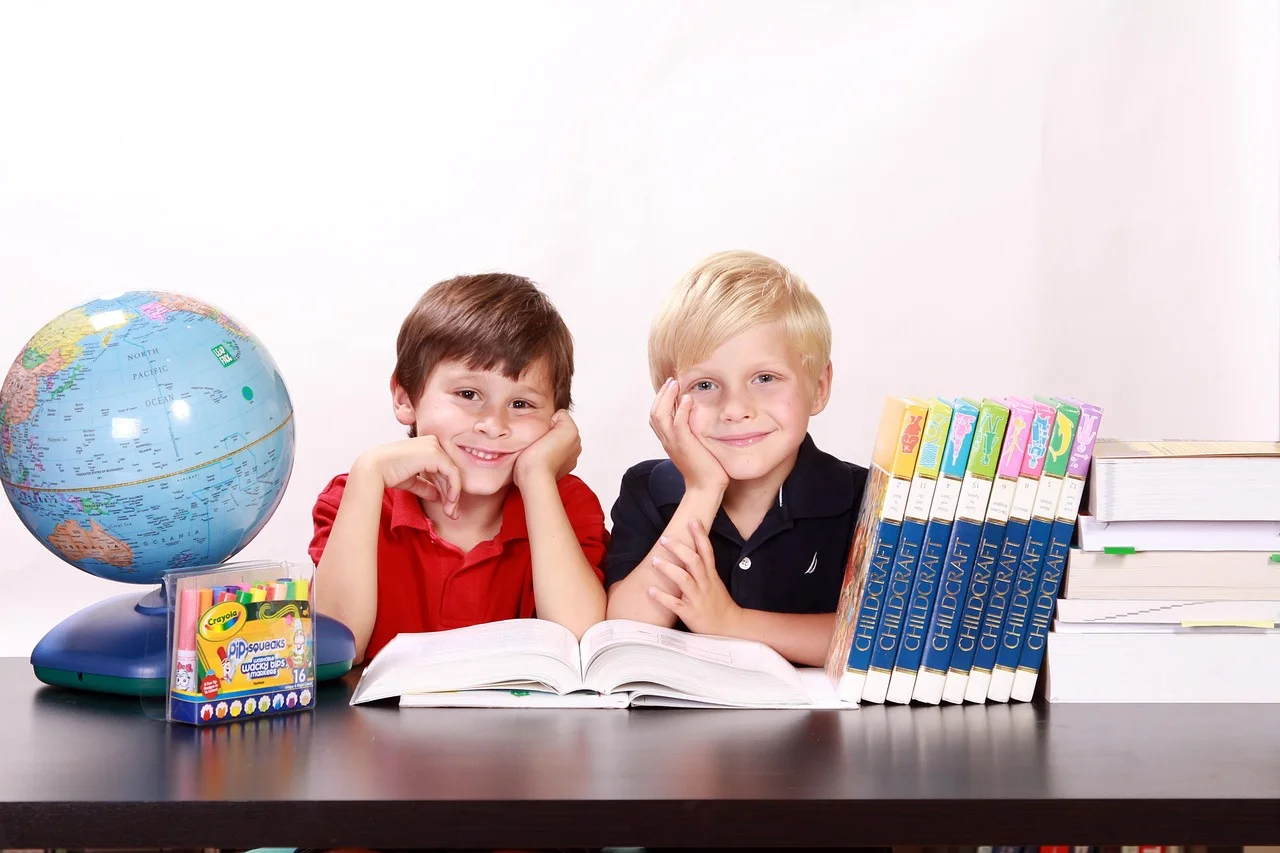 Literacy emergent: jak wspierać młodsze dzieci w zdobywaniu pisma